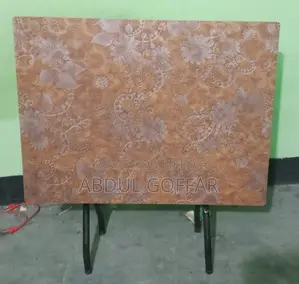 ভাল মানের টেবিলের উপর ৫০% ছাড়