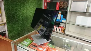 ডেল ২২ ইঞ্চি বর্ডারলেস মনিটর ফুল ফ্রেশ