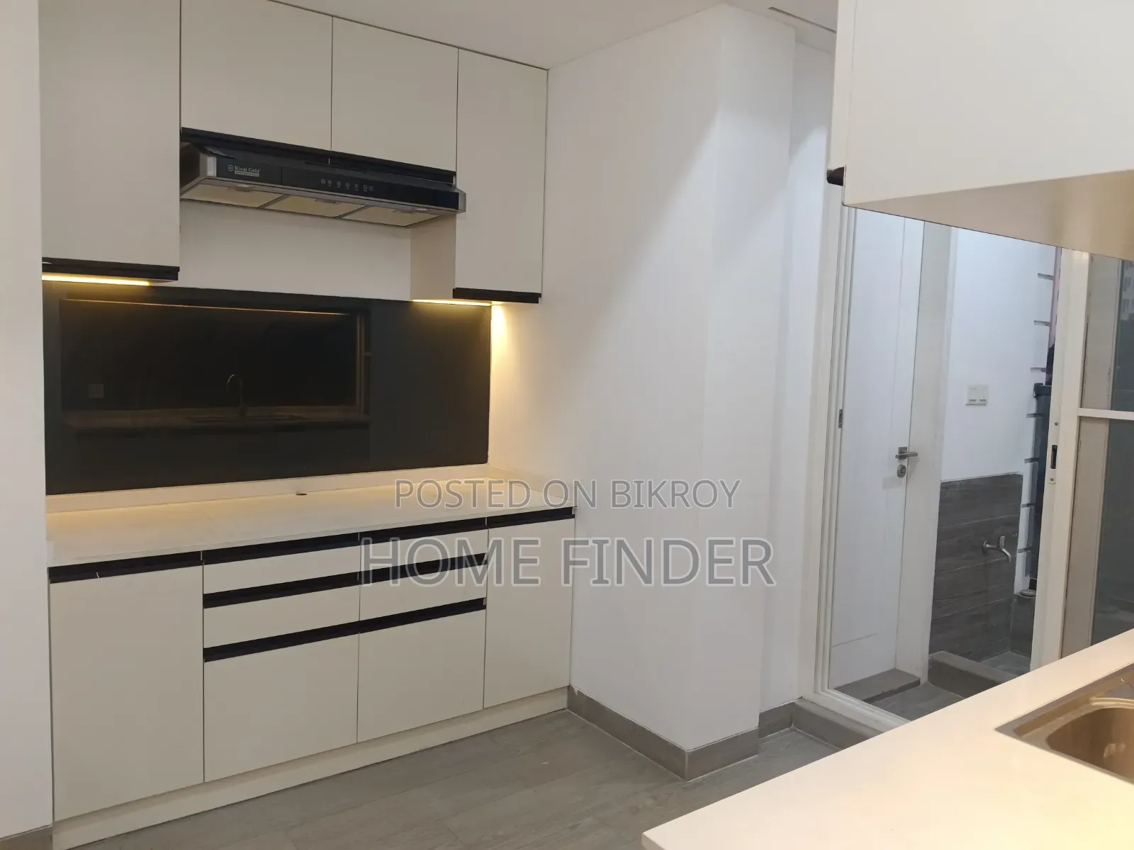 4 Bedroom Apartment in Gulshan for rent
