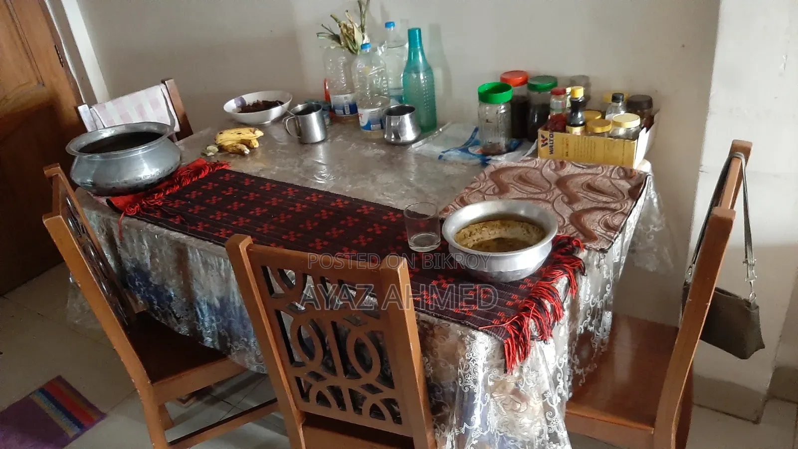৬ সিটার ডাইনিং টেবিল