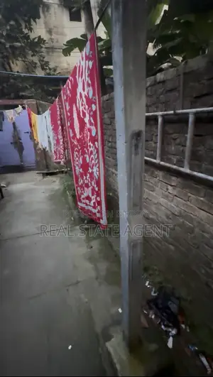 মাত্র ১ কোটি ৫ লক্ষ টাকায় ১ গন্ডা ৩ কড়া জায়গা বিক্রয়