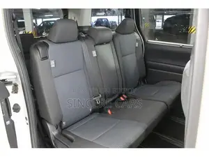 Toyota Noah 2022 White