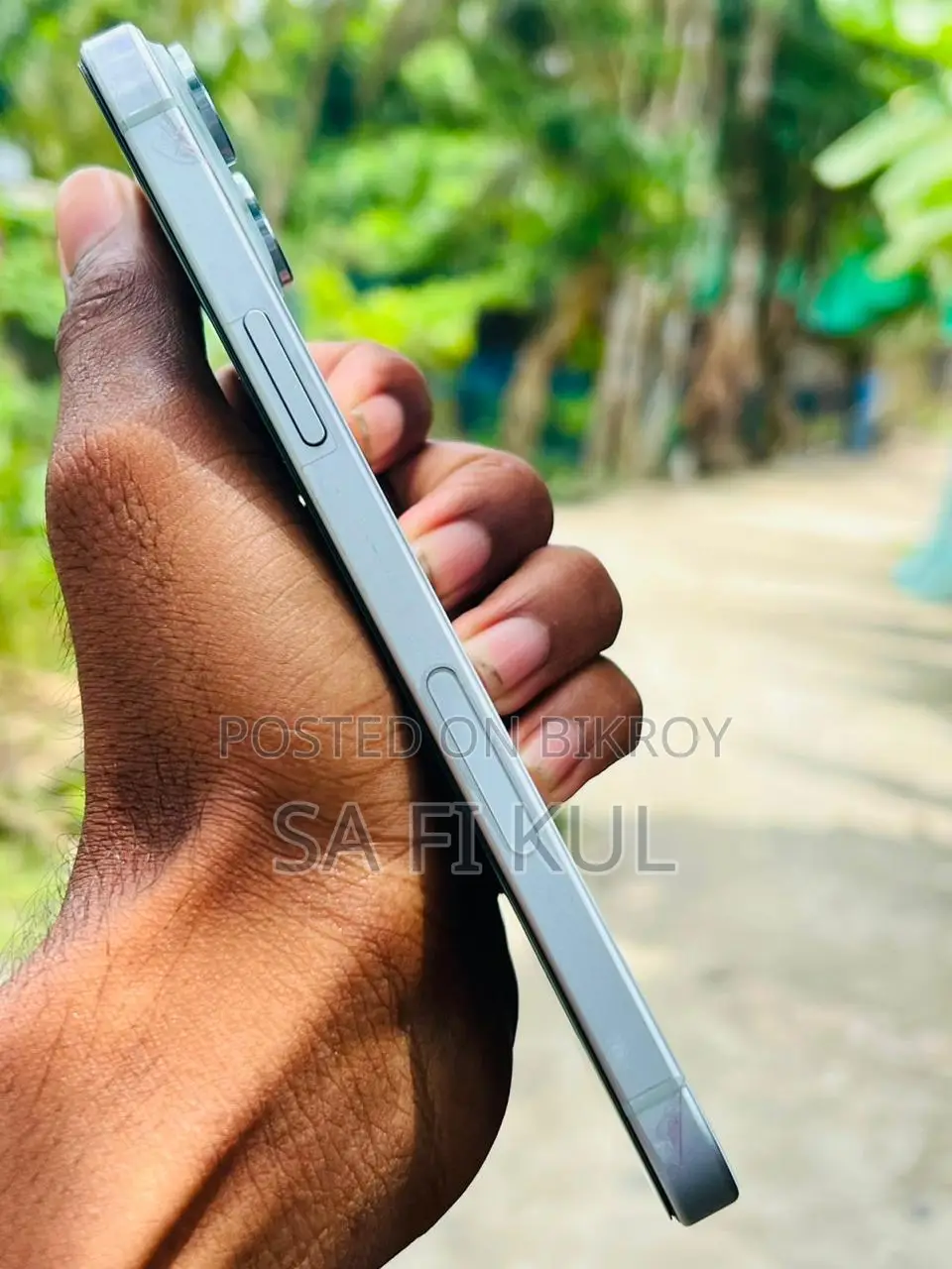 অ্যাপল আইফোন ১৫ প্লাস ২৫৬ জিবি হোয়াইট