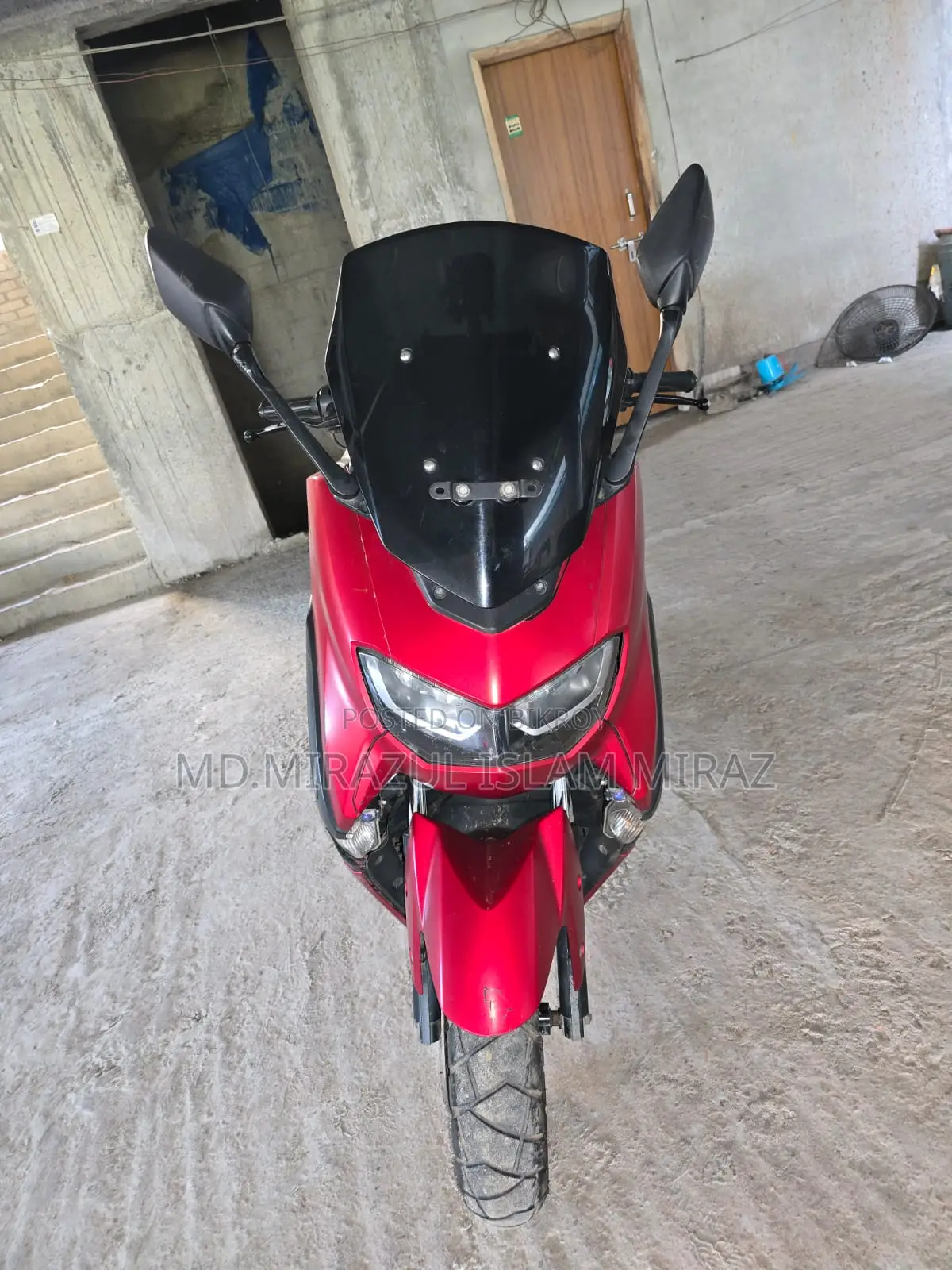 ইয়ামাহা এনম্যাক্স ১৫৫ ২০২২ লাল