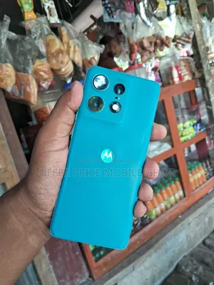 মোটর চলা এজ ৫০ প্রো ২৫৬ জিবি গ্রে