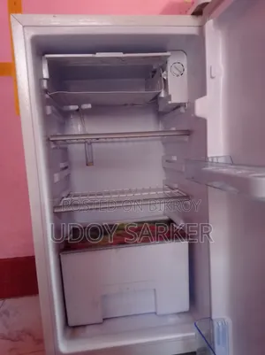 ভিশন ১০৫এল রেফ্রিজারেটর বিক্রয় – নতুনের মতো