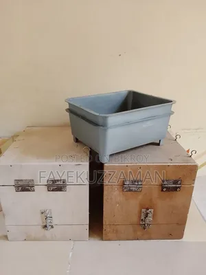 Cockatiel Bird Breeding Box Completely New