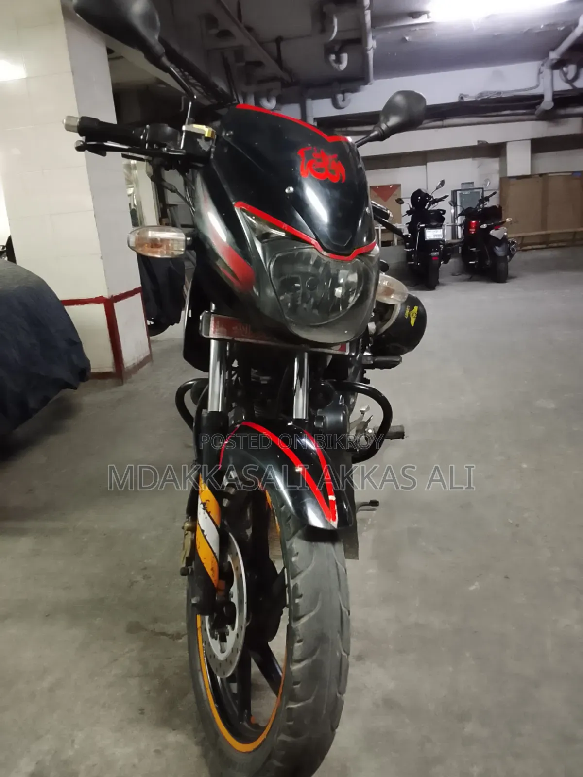 বাজাজ পালসার ১৫০ ২০১৮ কালো