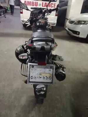 বাজাজ পালসার ১৫০ ২০১৮ কালো