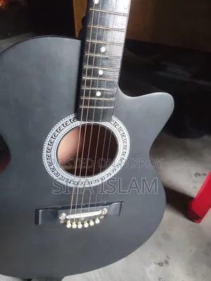 Acoustic Guitar Good Condition