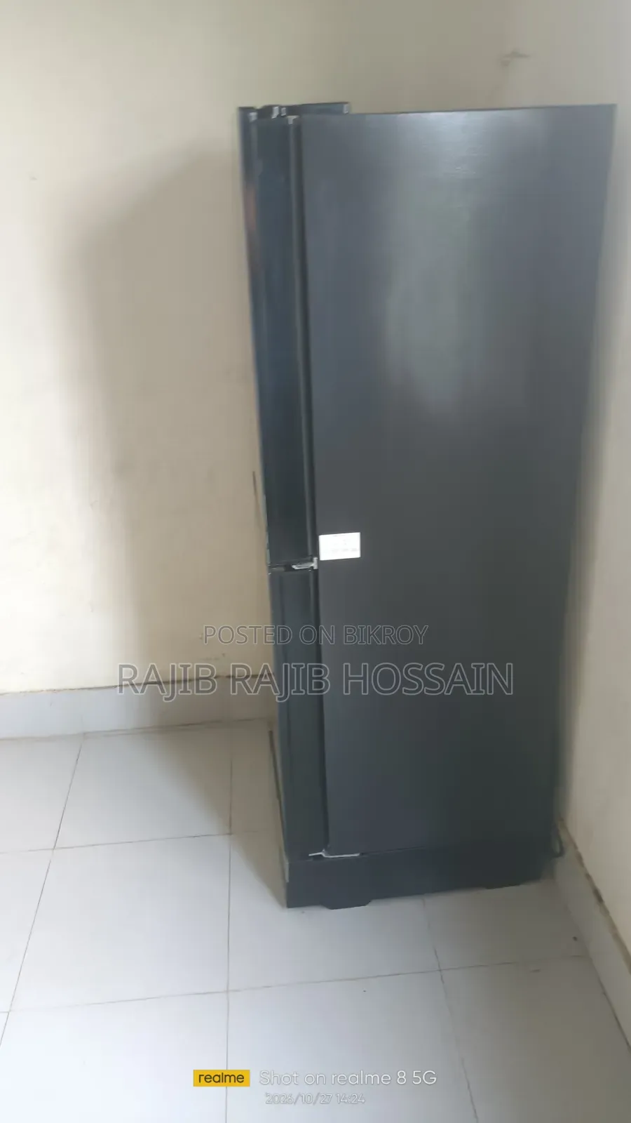 ফ্রিজ বিক্রয়ের জন্য