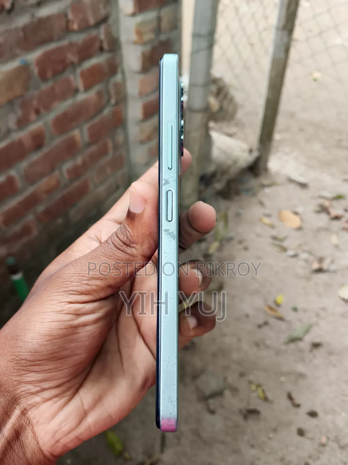 Symphony INOVA 16 GB Silver