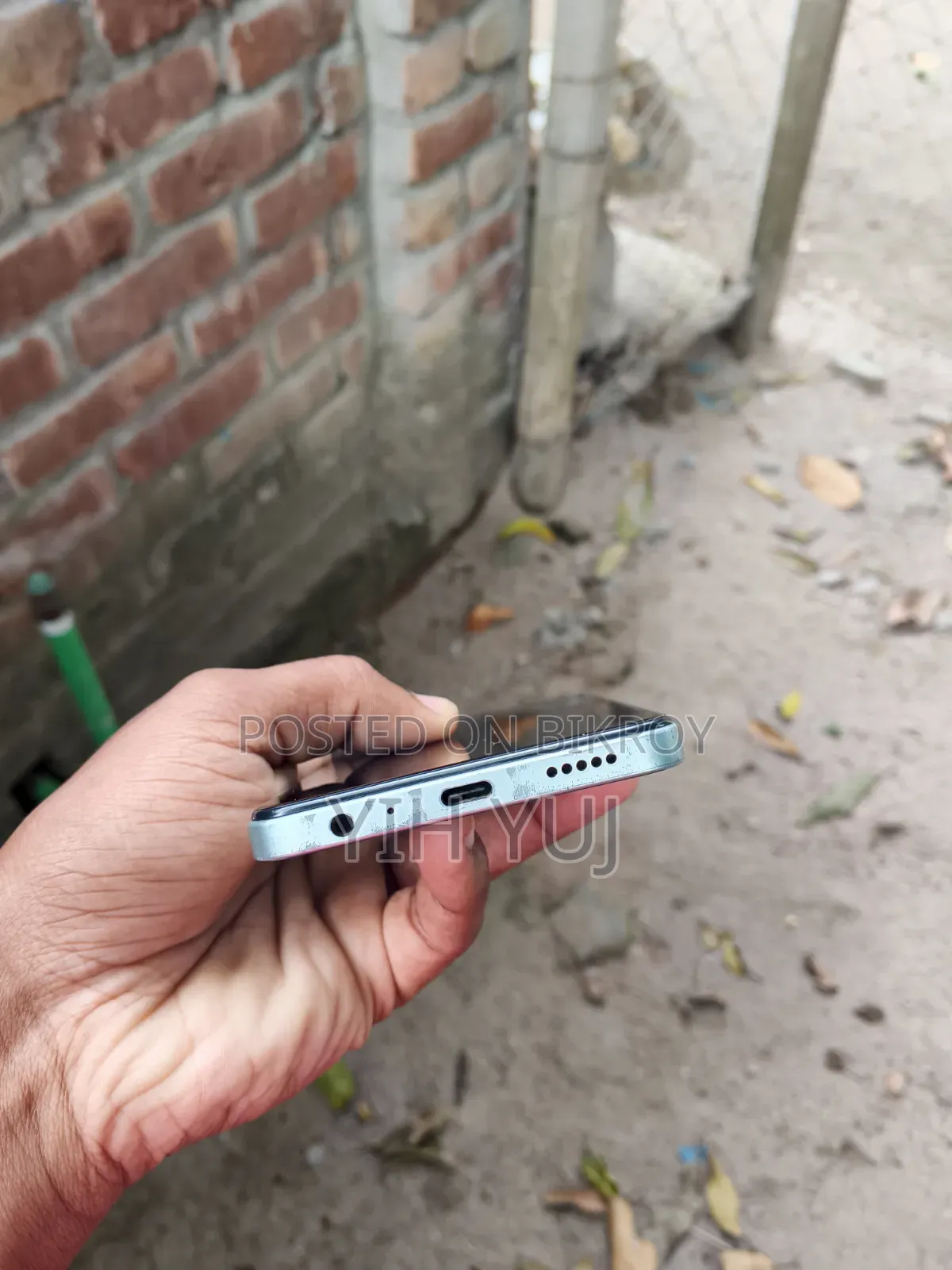 Symphony INOVA 16 GB Silver