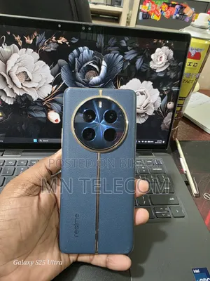 রিয়েলমি ১২ প্রো প্লাস ২৫৬ জিবি নীল