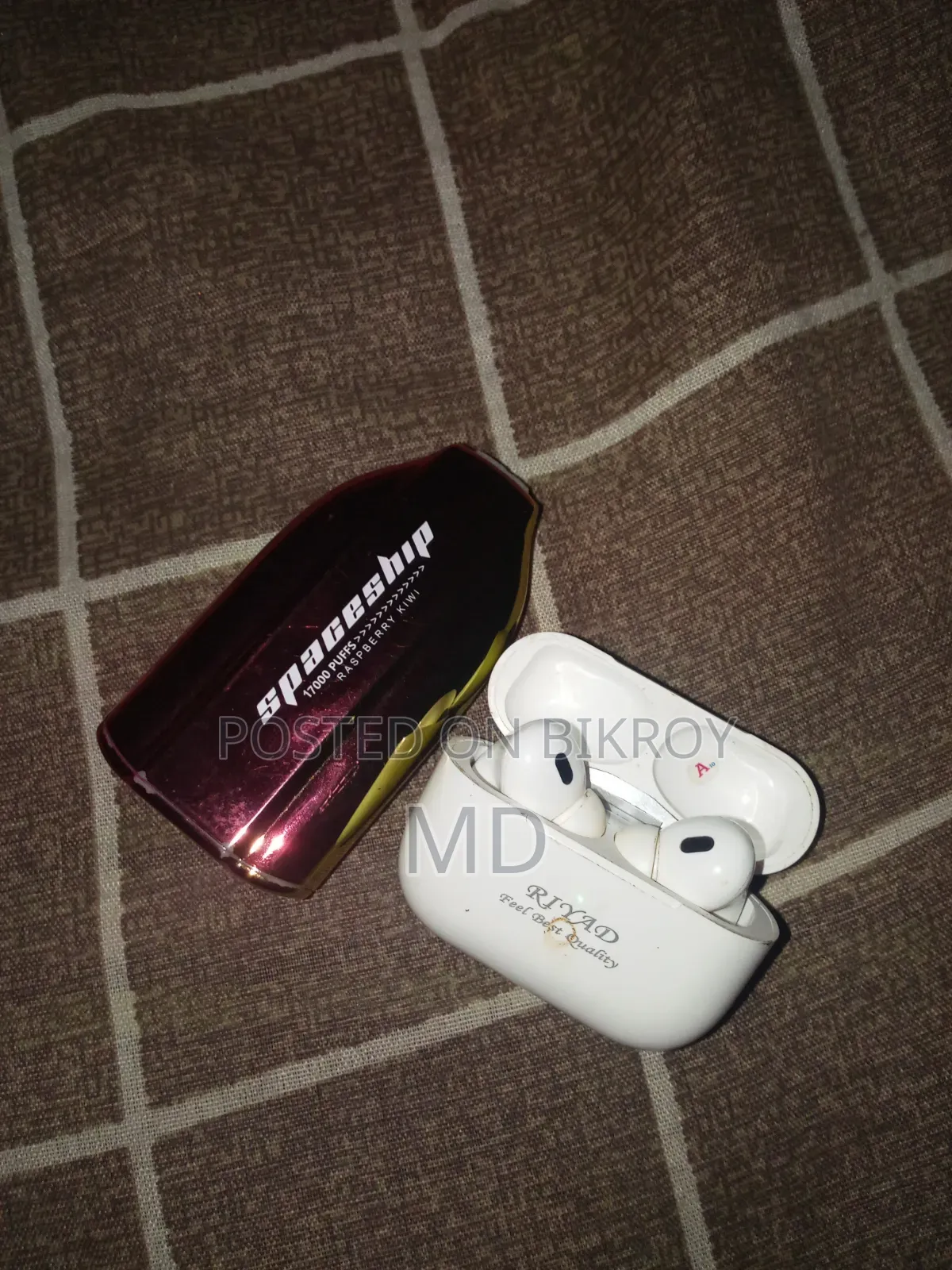 Earbuds + Electric Vape