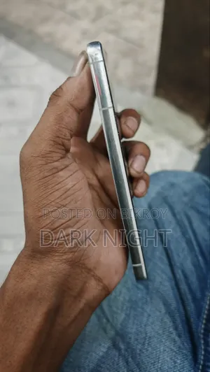 নিউ স্যামসাং গ্যালাক্সি এস২২ ৫জি ২৫৬ জিবি হোয়াইট