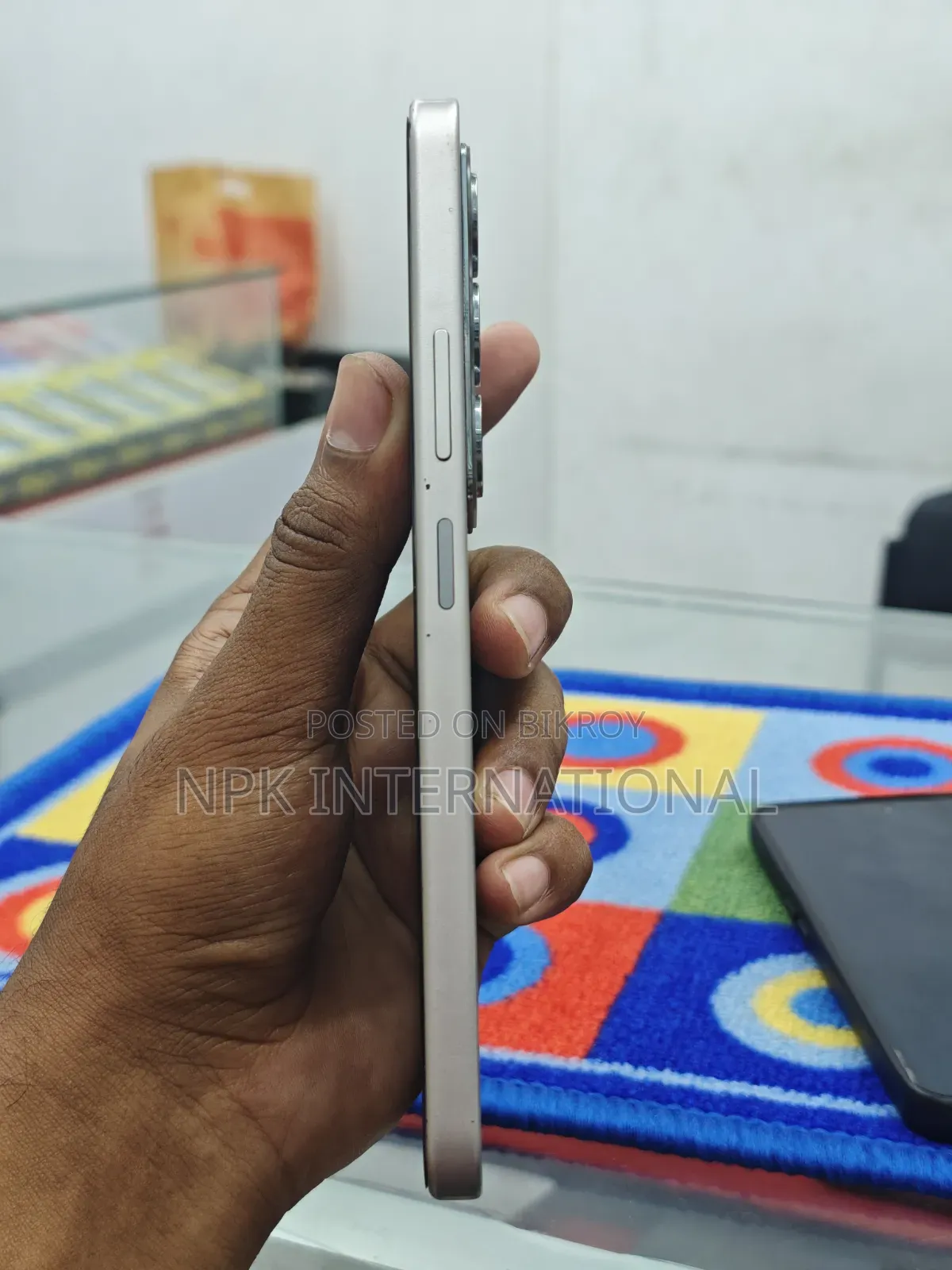 Itel City 100 128 GB Silver