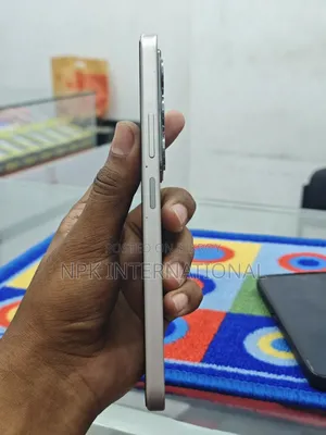 Itel City 100 128 GB Silver
