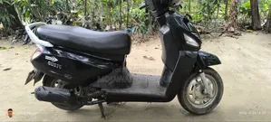 New Mahindra Gusto 2018 Black