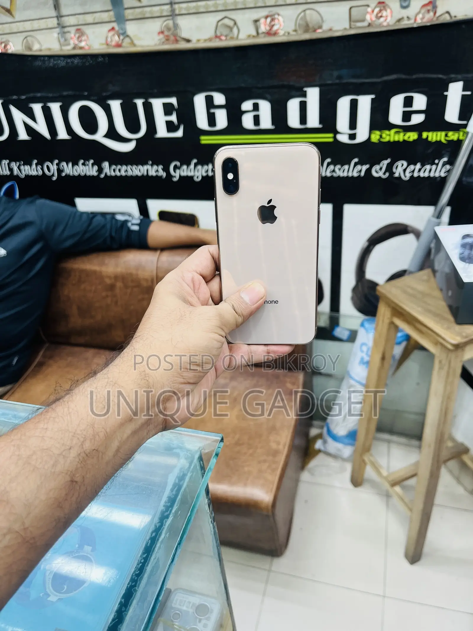 অ্যাপল আইফোন এক্সএস ৬৪ জিবি রোজ গোল্ড
