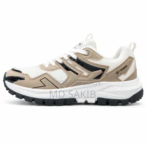 New Trendy Sneaker