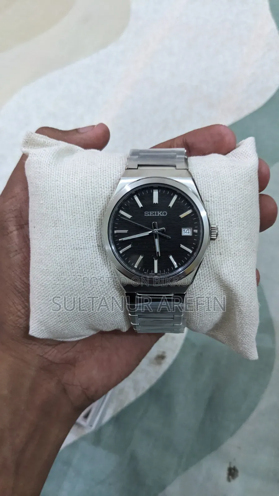 Seiko Quartz Integrated Bracelet (SUR557P1 / SUR557)