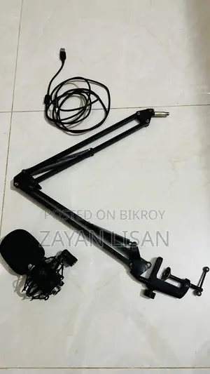 Maono AU-A04 Professional Studio Condenser Microphone