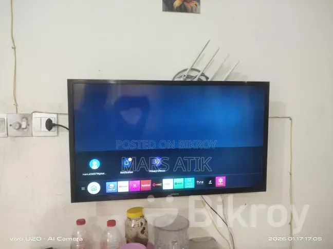 Samsung 32" Smart TV Motherboard Speaker