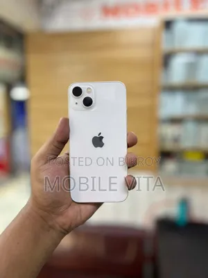 Apple iPhone 13 128 GB White