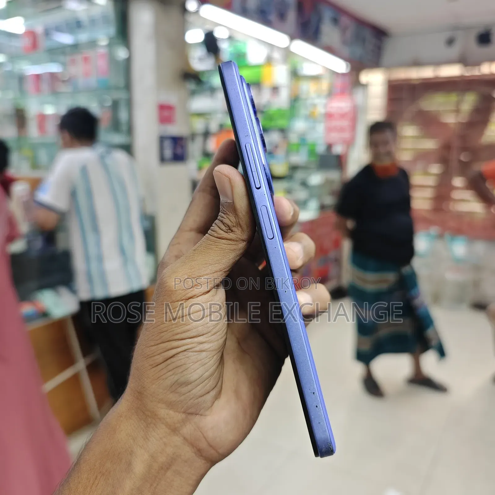 ভিভো আইকিউও ১২৮ জিবি