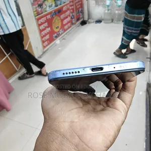 ভিভো আইকিউও ১২৮ জিবি