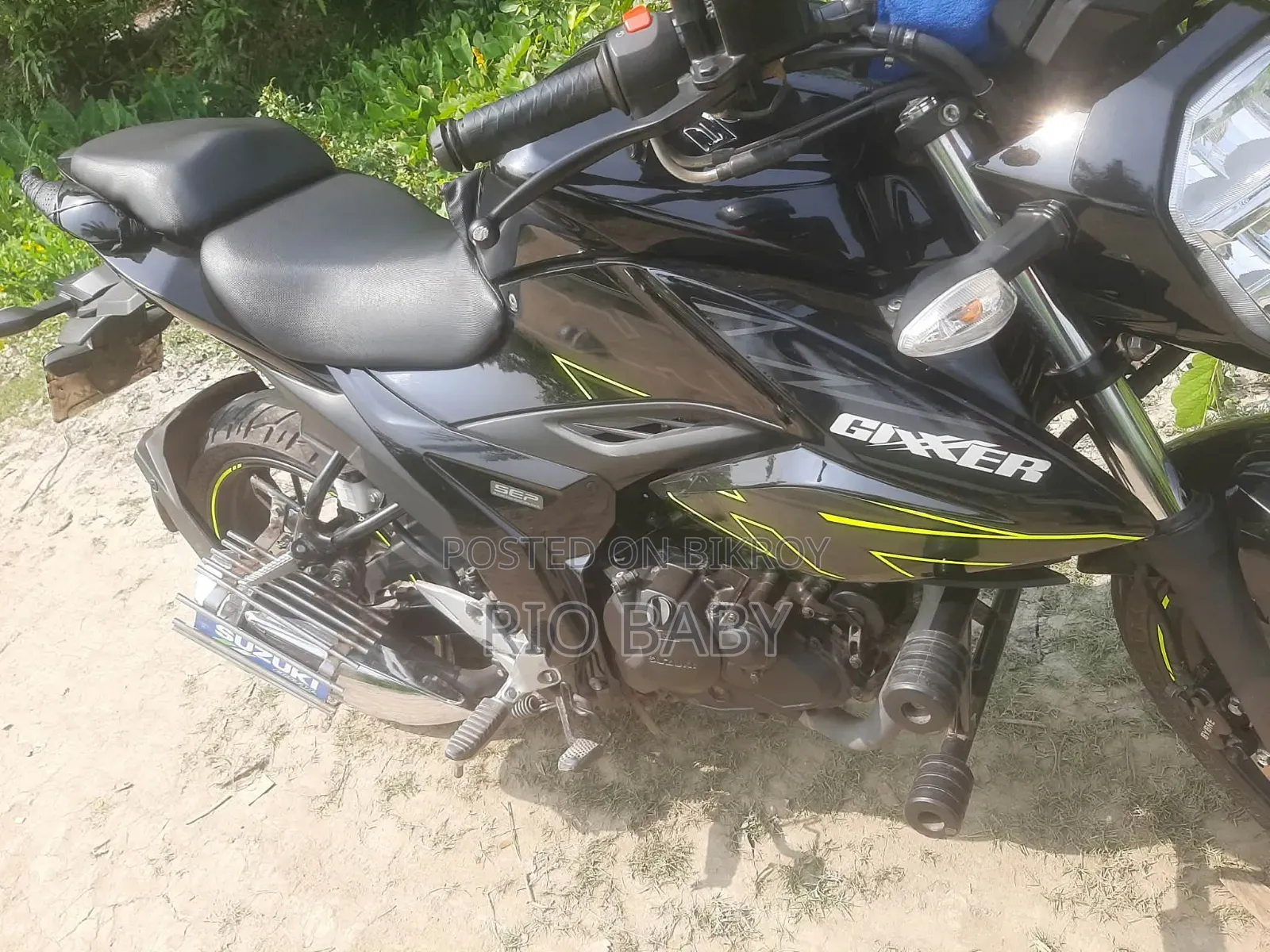 New Suzuki Gixxer 2024 Black