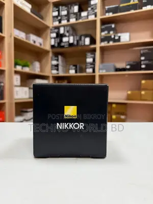 নিকন নিকোর জেড ২৮মিমি এফ/২.৮