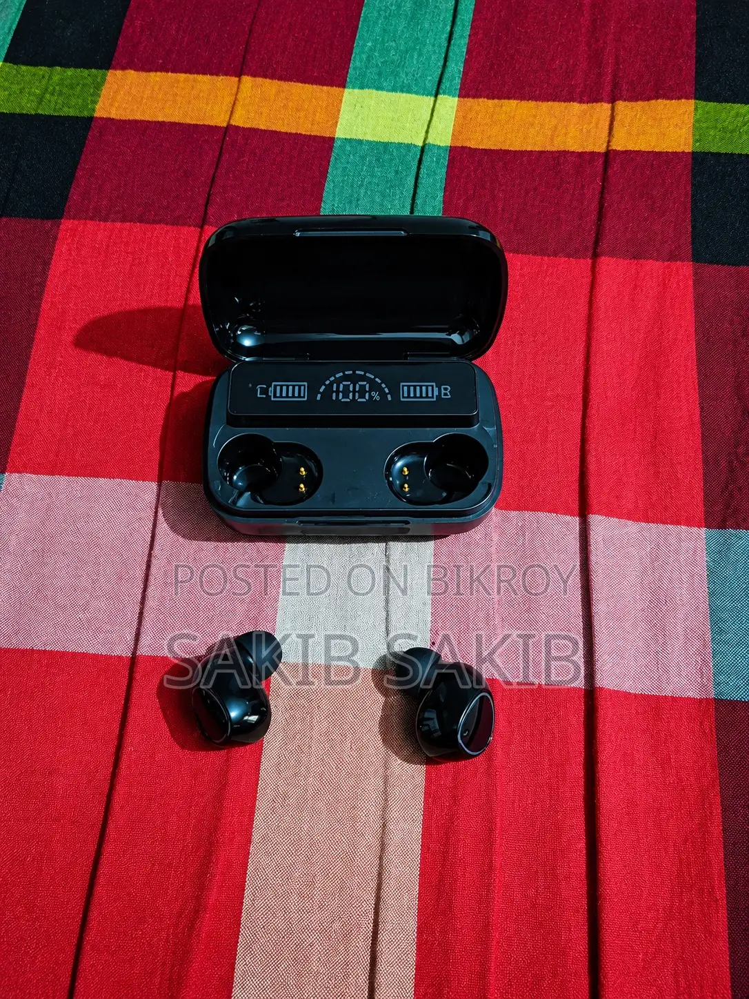 হেডফোনস