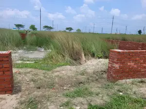 পি-ব্লক || উত্তরমুখী || ৫ কাঠা প্লট বিক্রি || বসুন্ধরা আবাসিক এলাকা