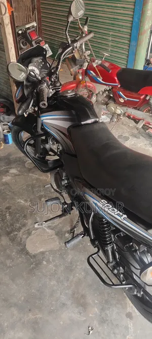 টিভিএস মেট্রো ২০১৮ ব্ল্যাক