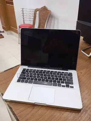 Laptop Apple MacBook 2011 8GB Intel Core i5 SSD 256GB