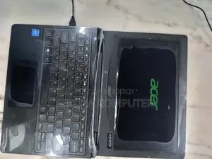 Laptop Acer TravelMate 4GB Intel Celeron HDD+SSD 128GB