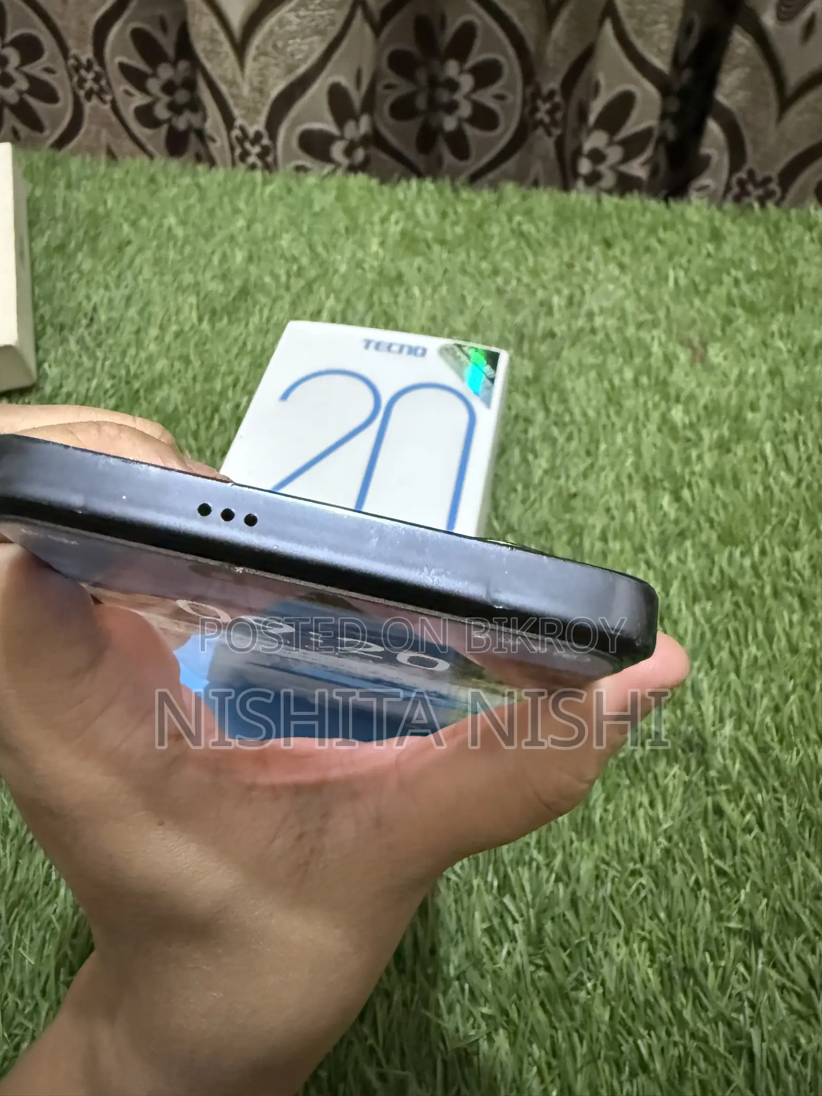 টেকনো ক্যামন ২০ প্রো ২৫৬ জিবি কালো
