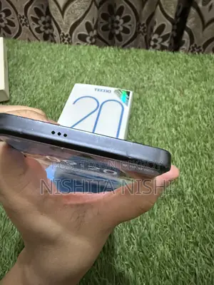 টেকনো ক্যামন ২০ প্রো ২৫৬ জিবি কালো