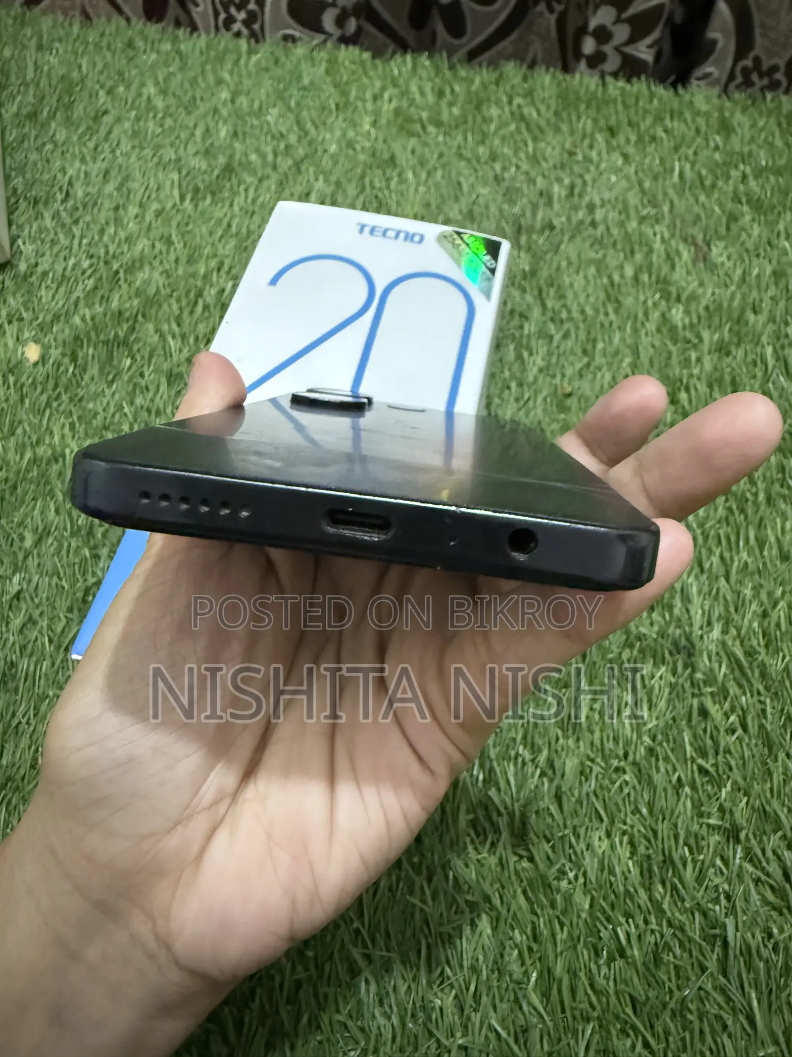 টেকনো ক্যামন ২০ প্রো ২৫৬ জিবি কালো