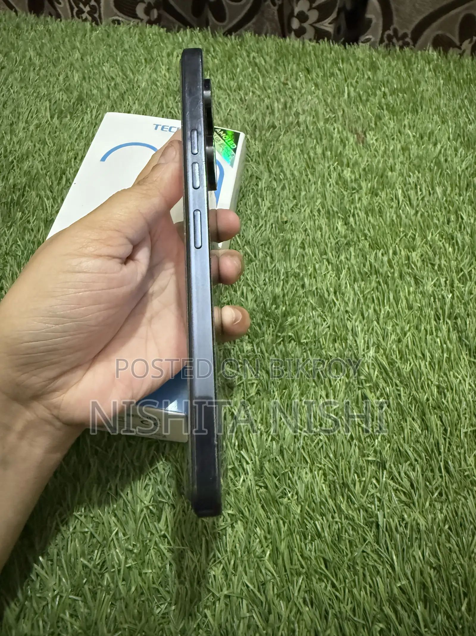 টেকনো ক্যামন ২০ প্রো ২৫৬ জিবি কালো