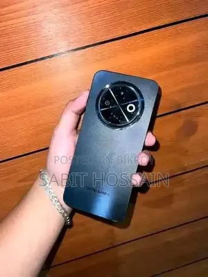 টেকনো স্পার্ক ৩০সি ১২৮ জিবি কালো