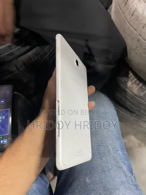 Samsung 16 GB White