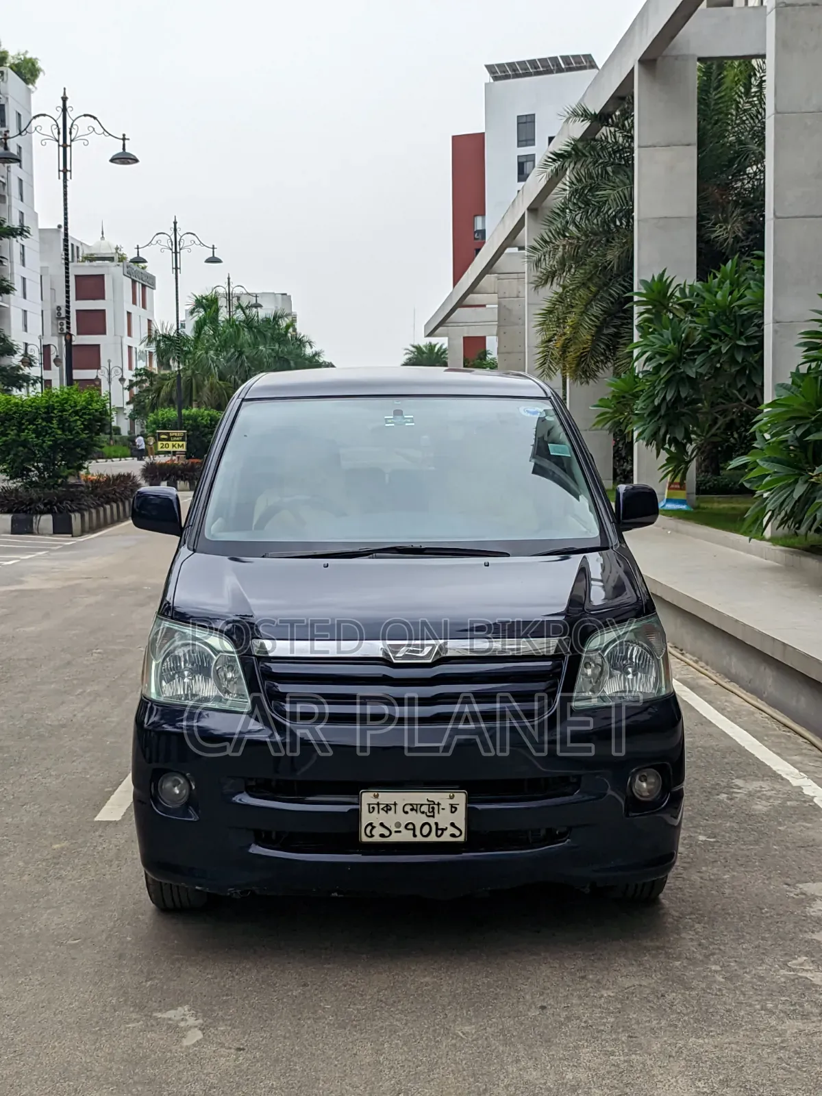 Toyota Noah 2003 Blue