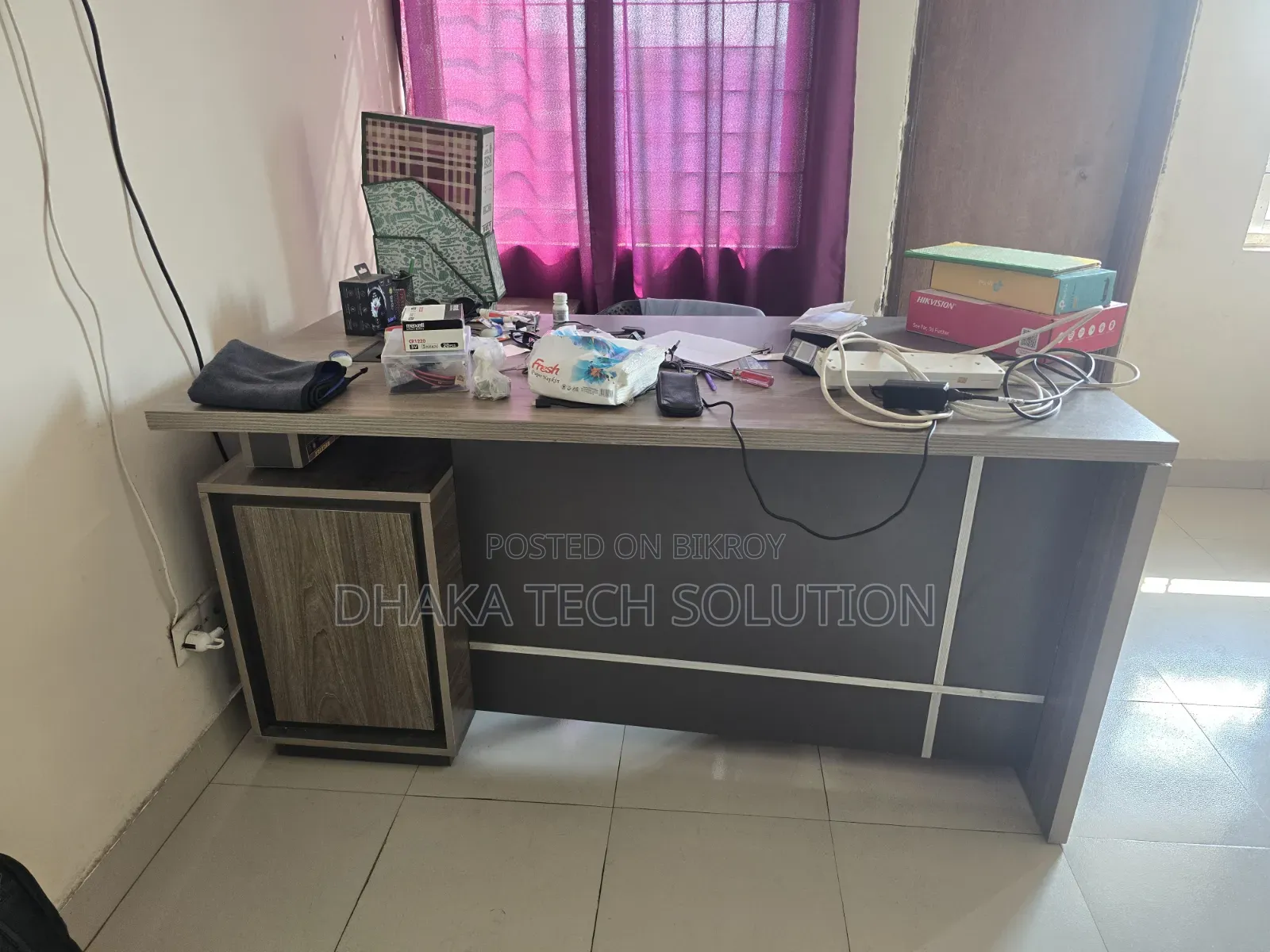 Office Boss Table 5 Feet / 2.5 Feet L Sape
