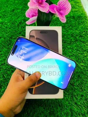 Apple iPhone 16 Pro Max 256 GB Gold
