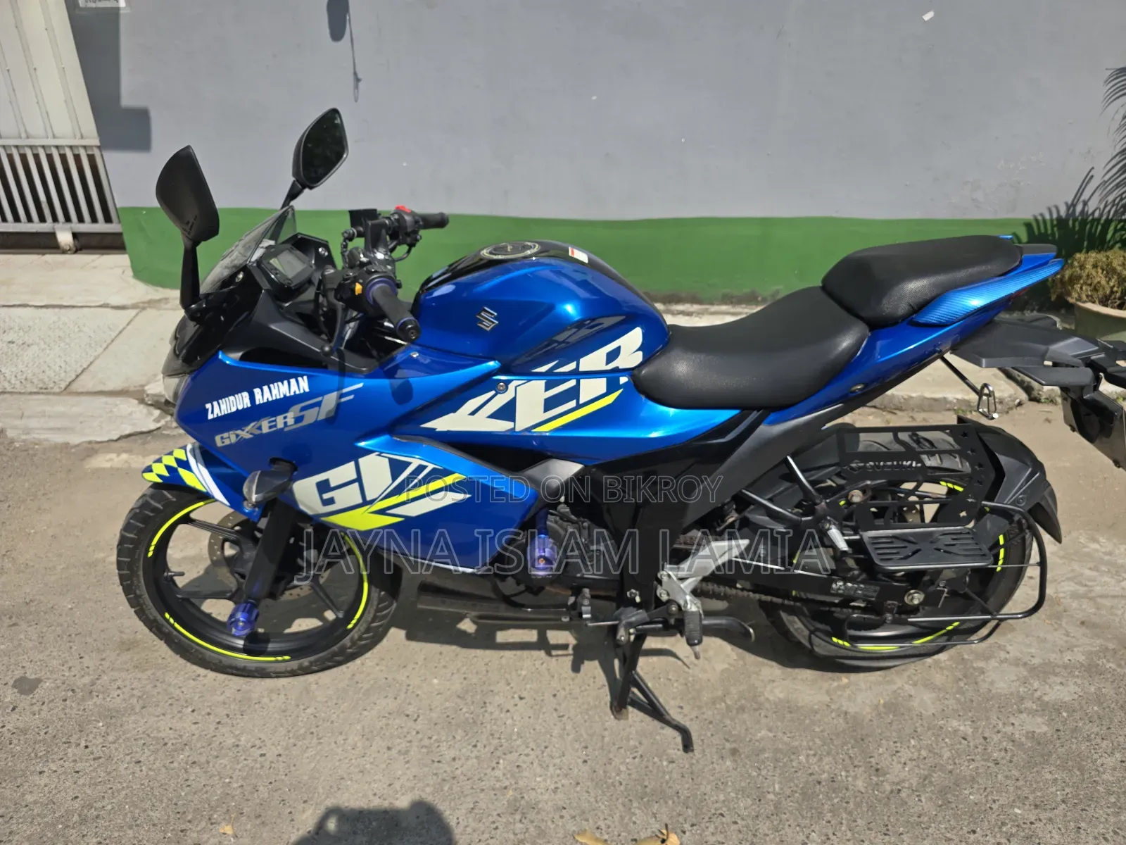 Suzuki Gixxer SF 2023 গোলাপি