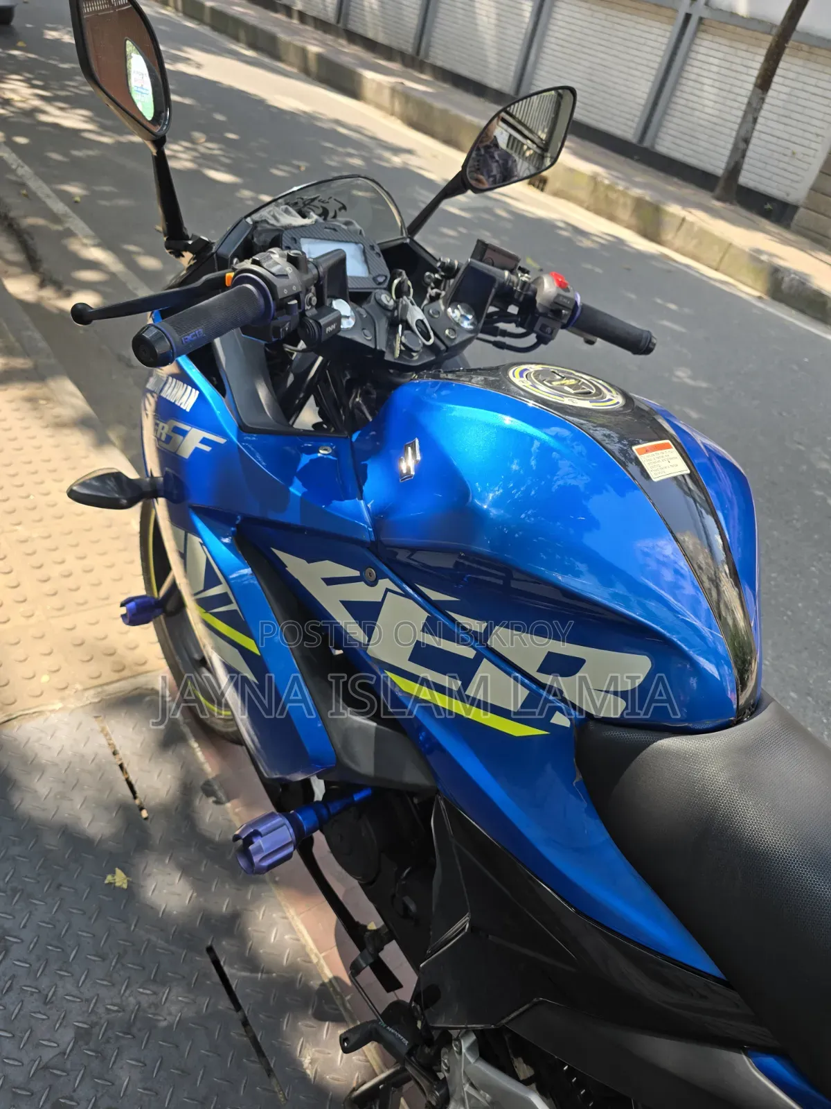 Suzuki Gixxer SF 2023 গোলাপি