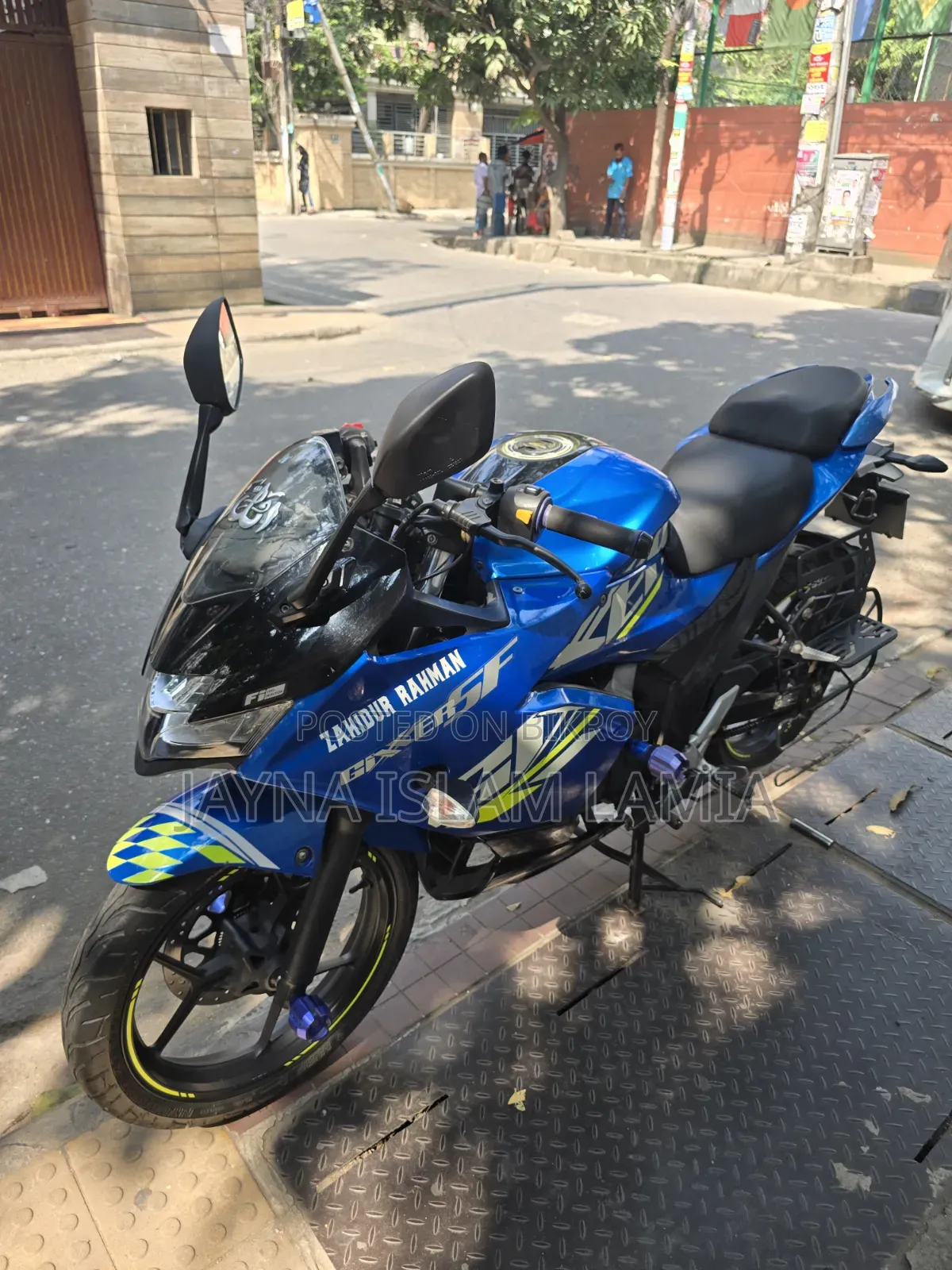 Suzuki Gixxer SF 2023 গোলাপি